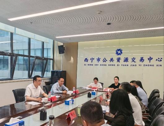 市委常委 副市长肖昕调研中心工作